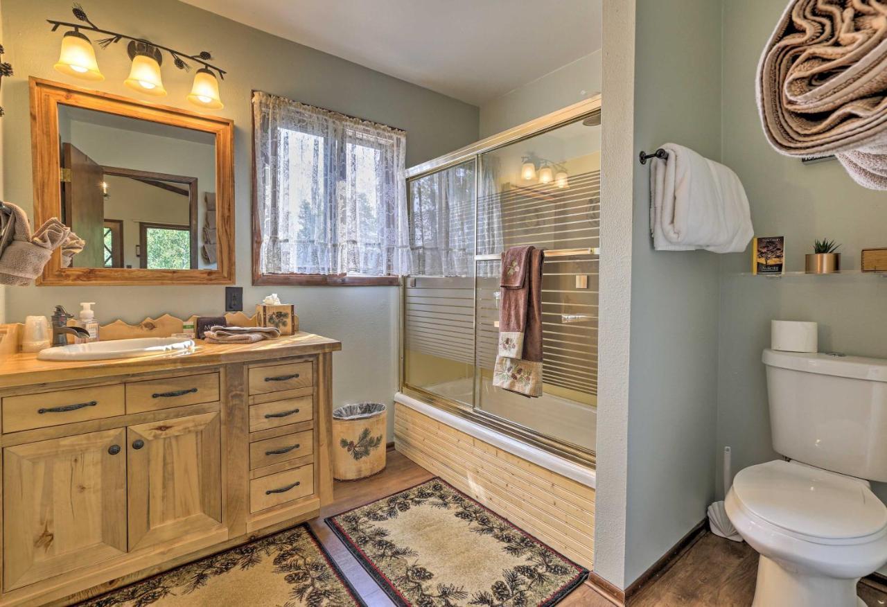 Updated Frisco Cabin With Rustic Charm Walk To Town Kültér fotó